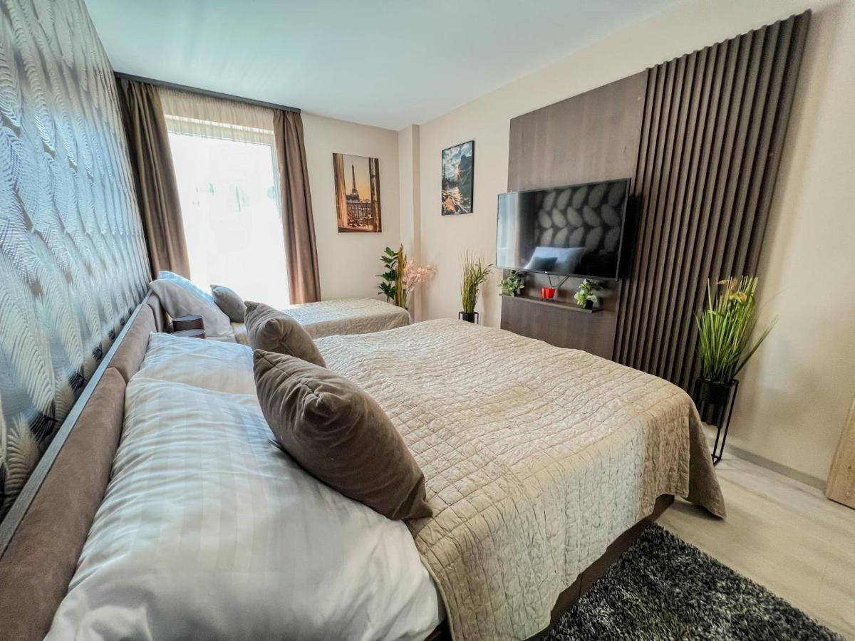 Villa Bauhaus Labi Garden Wellness Apartman Siófok Zewnętrze zdjęcie