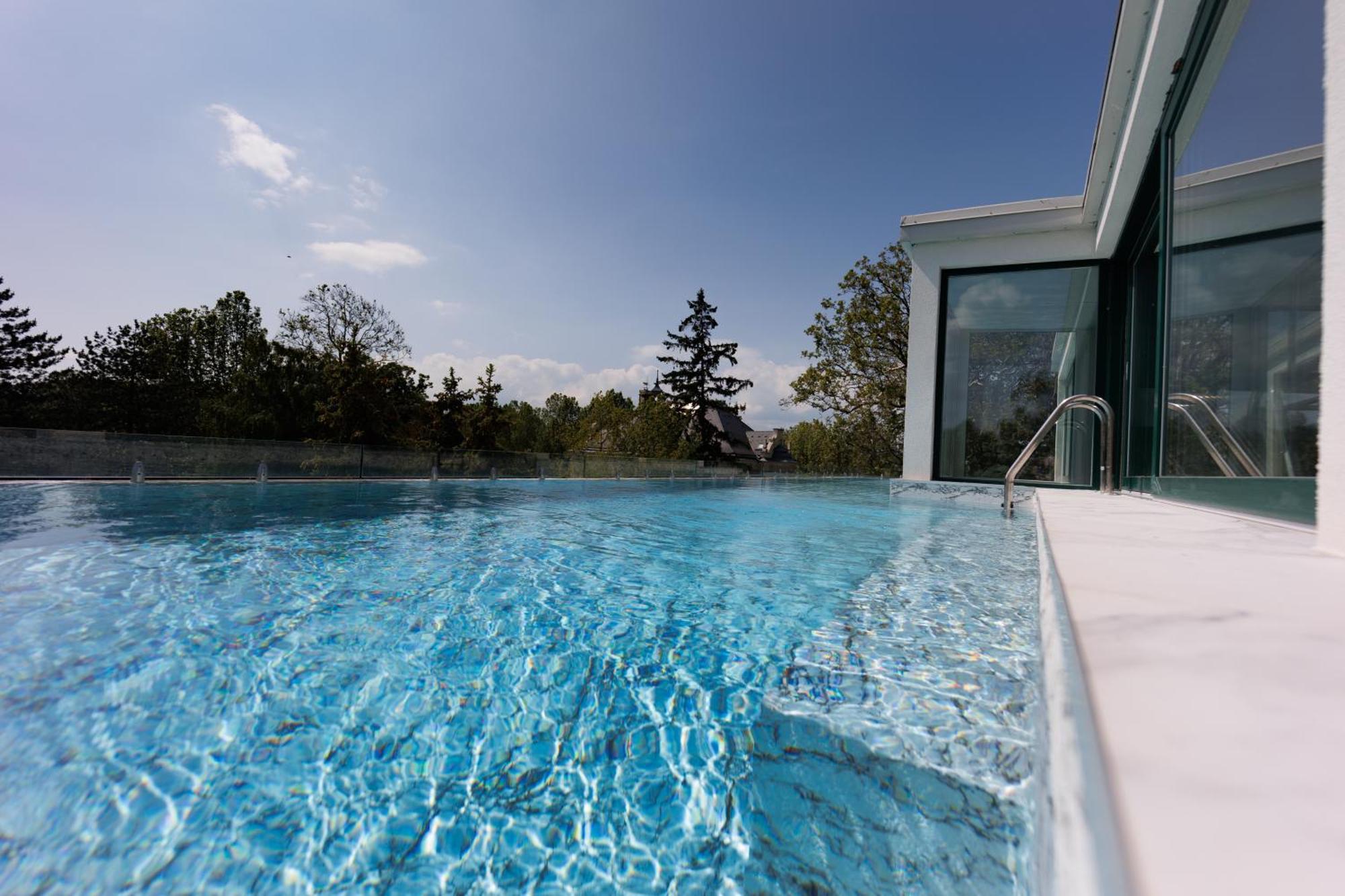 Villa Bauhaus Labi Garden Wellness Apartman Siófok Zewnętrze zdjęcie